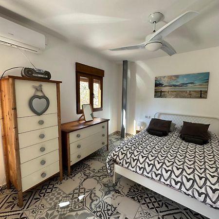 ולנסיה Precioso Apartamento Con A/A En Ruzafa Con Terracita Privada Y Acceso A Un Jardin, Para 2-3 Personas מראה חיצוני תמונה