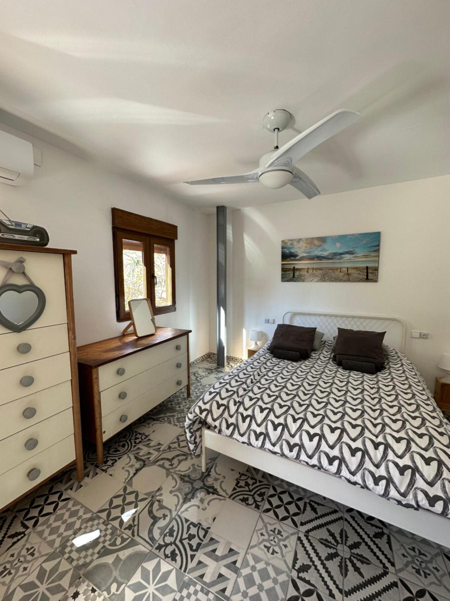 ולנסיה Precioso Apartamento Con A/A En Ruzafa Con Terracita Privada Y Acceso A Un Jardin, Para 2-3 Personas מראה חיצוני תמונה